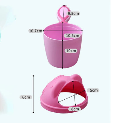 Tasse de bain pour bébé avec un joli dessin animé : un lavage de cheveux doux et amusant